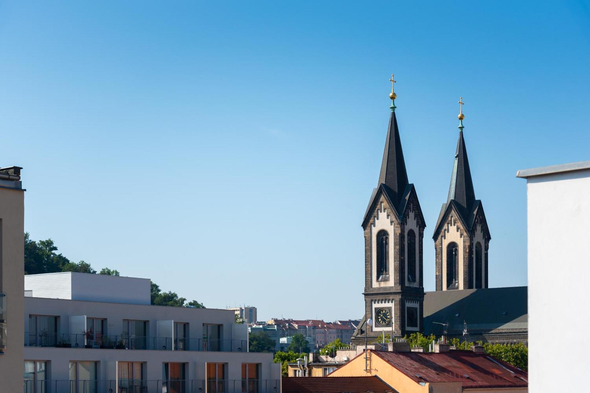 Premiumn Penthouse With Terrace In Praga